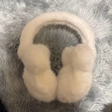 디즈니 미키 화이트 퍼 귀도리 겨울 크리스마스