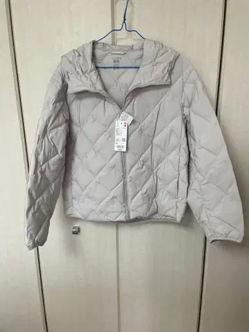 UNIQLO 퀼팅 자켓 M 사이즈 라이트 그레이