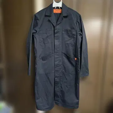 UNIVERSAL OVERALL 블랙 롱 코트