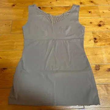 그랜드 이 원스 다이아몬드 호르미타 탱크탑