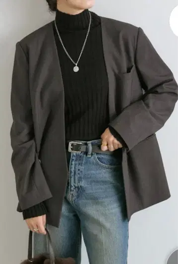 리브 드와 V넥 자켓