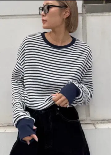 Ungrid 슬리브 볼륨 와플 롱 슬리브 Tee 네이비