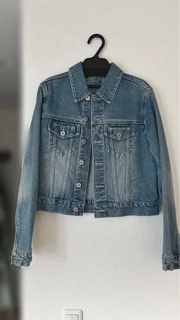 라이트 블루 데님 자켓