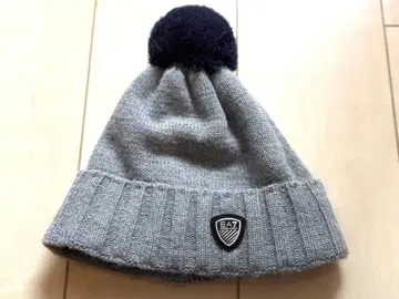 EMPORIO ARMANI 니트 모자 아르마니