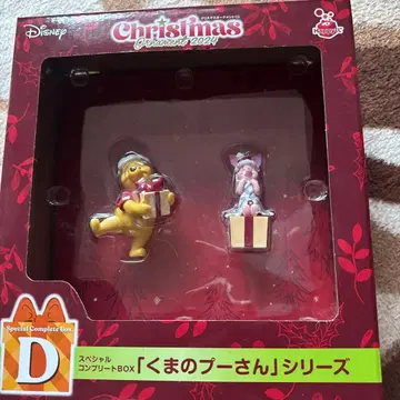 곰돌이 푸 크리스마스 2024 피규어 세트