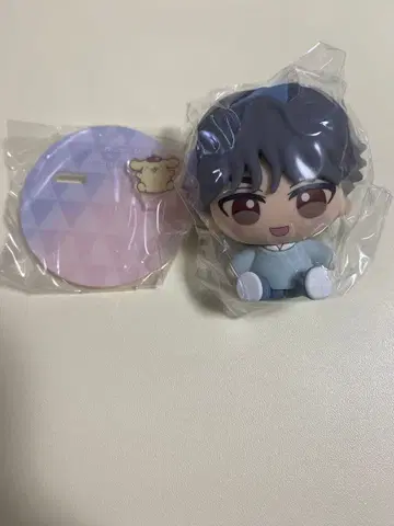 세븐틴 산리오 돈키 콜라보 민규 피규어