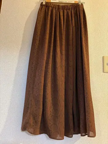 브라운 플레어 스커트 쉽스