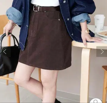 [ 미사용 새상품 ] DISCOAT 코듀로이 미니 스커트 브라운