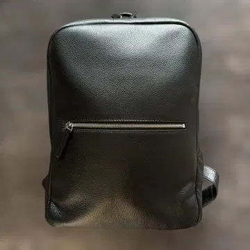 [ 사용 횟수 적음 ] aucentic 풀 그레인 가죽 백팩 가죽 백팩