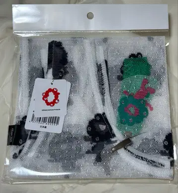 미야쿠미야쿠 레이스 백 블랙