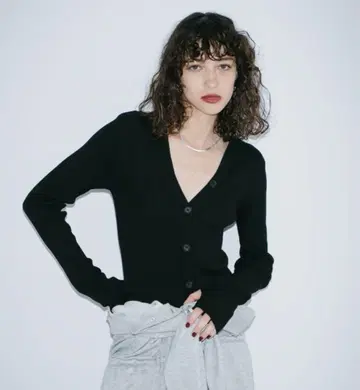 HANNE 프론트 버튼 V넥 리브 니트 그레이 택 포함 새상품