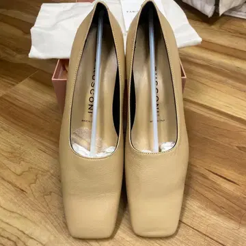 FABIO RUSCONI 베이지 펌프스 39/25cm