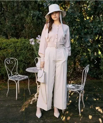 에이미 이스트 월 EM 펄 버튼 니트 가디건