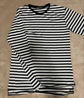 화이트 블랙 보더 롱t 구제 의류