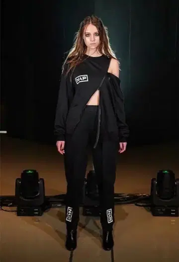 neglect adult patients boxlogo sweat