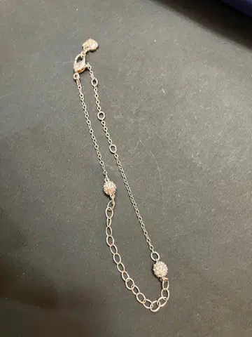 새상품급 Swarovski 파베 볼 체인 팔찌