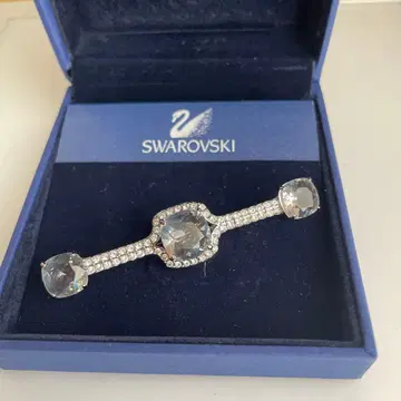 SWAROVSKI 브로치