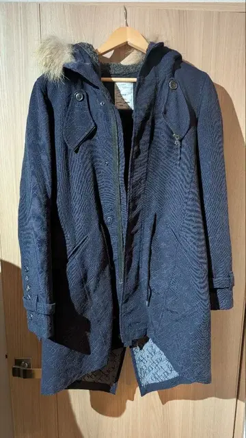 SHAREEF 다이칸야마 플래그십 스토어 한정판 모즈 코트