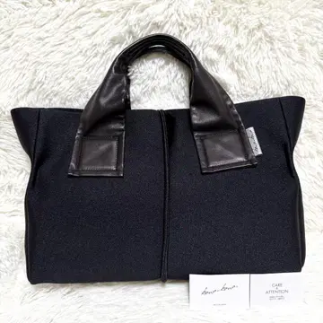 컨디션 최상 kawa-kawa 카와카와 WET 토트백 M 블랙