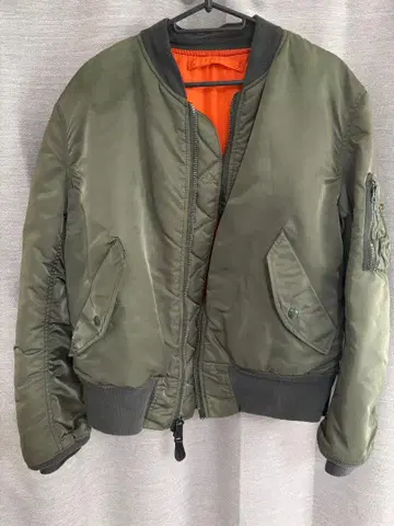 ALPHA MA-1 플라이트 자켓