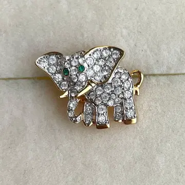 SWAROVSKI 코끼리 브로치 핀