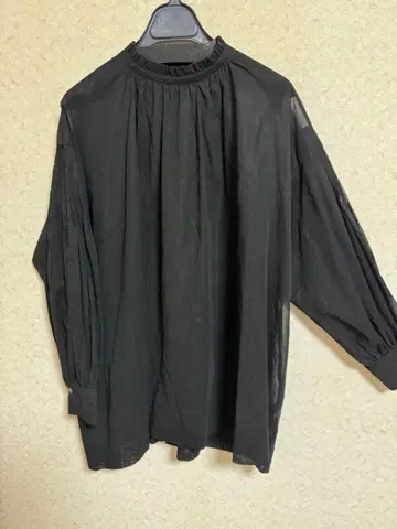 23구 빅 사이즈 벌룬 슬리브 셔츠 블랙