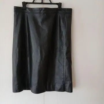 블랙 가죽 미디 스커트 S