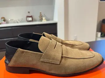 ZARA 스웨이드 로퍼 41