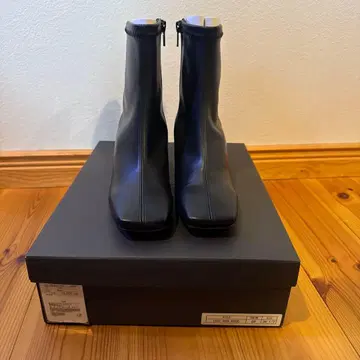 뷰티 앤 유스 부츠