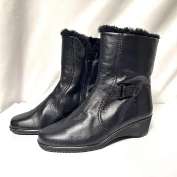 새상품급 [ 긴자 요시노야 ] 숏부츠 웨지솔 사이드 지퍼 21.5cm