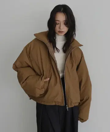 hellam 패딩 숏 다운 자켓 카멜