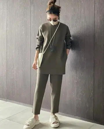 lohen 밀라노 리브 셋업 카키 브라운