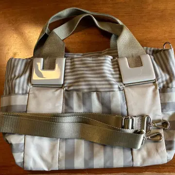 ear papillonner 그레이 스트라이프 토트백