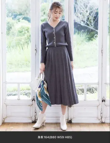 새상품 그레이 긴팔 니트 플리츠 원피스 L 사이즈