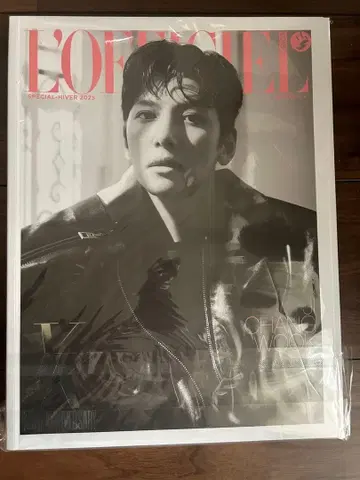 L'Officiel 지창욱
