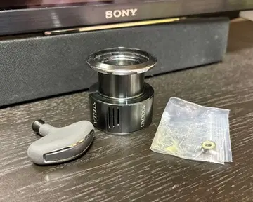 22 스텔라 4000XG 정품 스풀 노브 라인 롤러