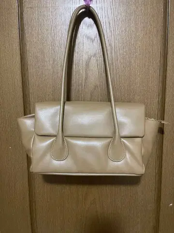 Mila owen 심플 핸드백