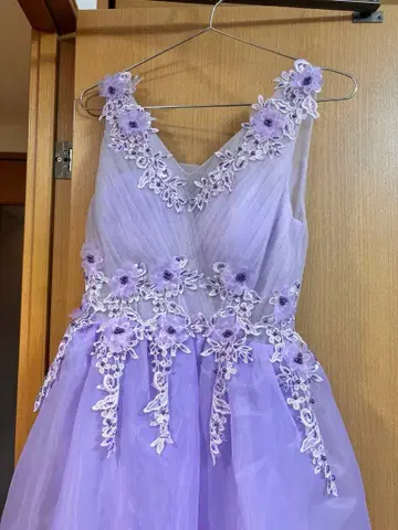 연보라색 자수 장식 드레스 연주회 스테이지 드레스 컬러 드레스 웨딩