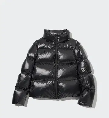 유니클로 광택이 나는 블랙 다운 자켓