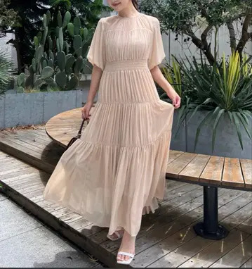 anuans 쉬폰 개더 티어드 원피스 베이지 M 사이즈