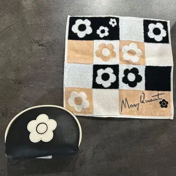 Mary Quant 플라워 무늬 파우치와 손수건 세트