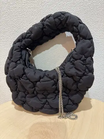 ZARA 블랙 숄더백