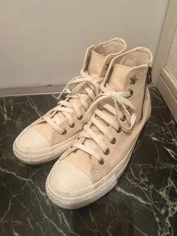 컨버스 올스타 하이컷 스니커즈