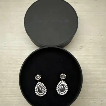 JULIE SANDLAU 귀걸이