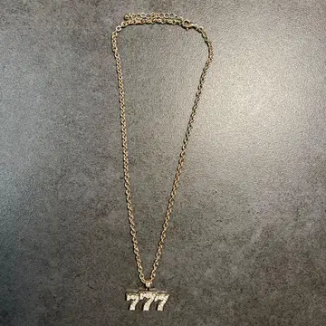 크리스탈 장식 777 목걸이