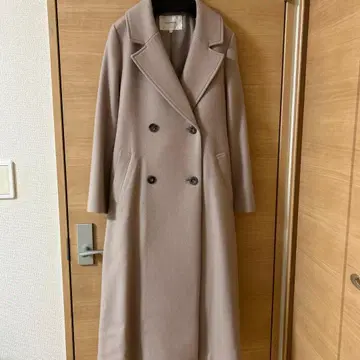 베이지 더블 브레스트 롱 코트