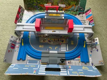 프라레일 펼치면 입체! 토미카와 프라레일의 마을 맵 기차 완구 자동차