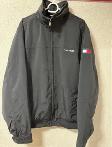TOMMY HILFIGER 블랙 나일론 자켓