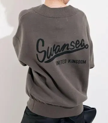 [ J.J.MERCER ] V넥 니트