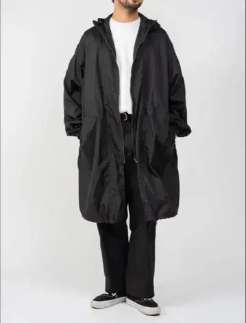 [미사용 새상품] Nylon Packable Hooded Coat ovy